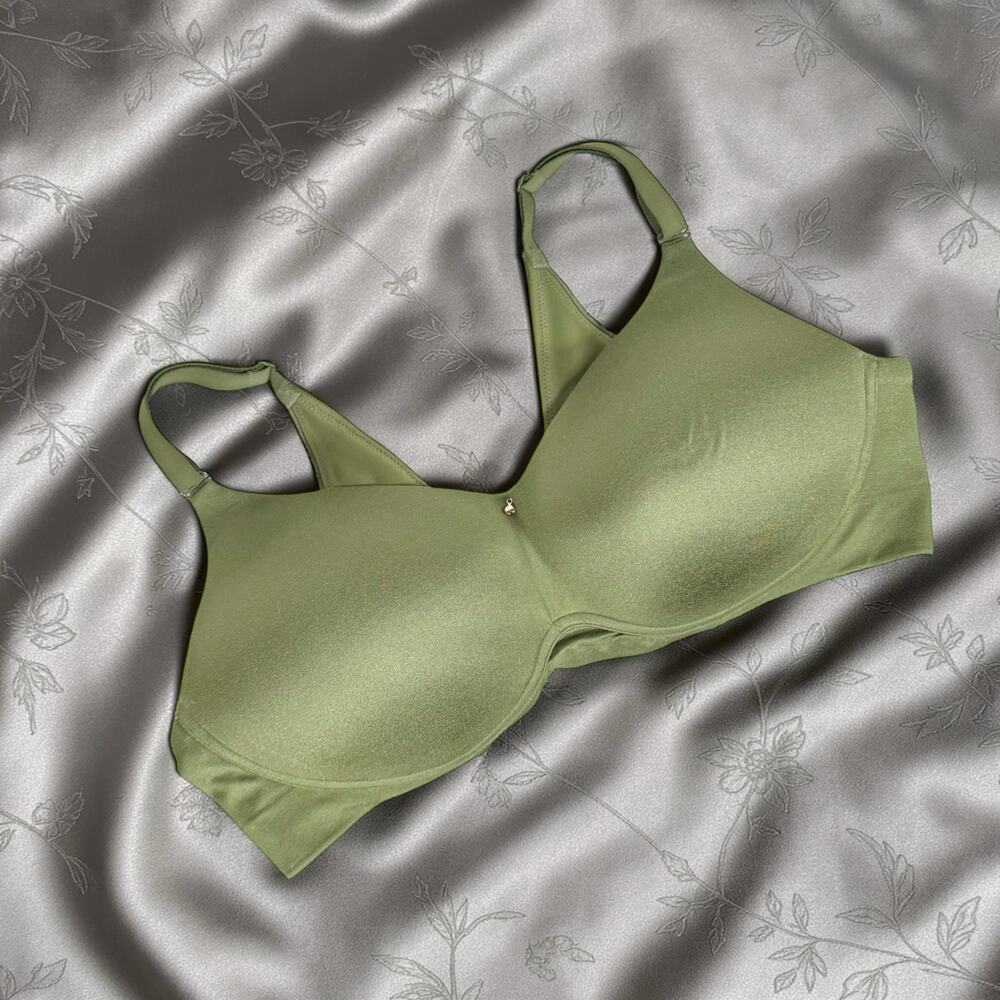 Cacique Lane Bryant Women's 40D Green Lightly Lined No-Wire Bra Back Smoother